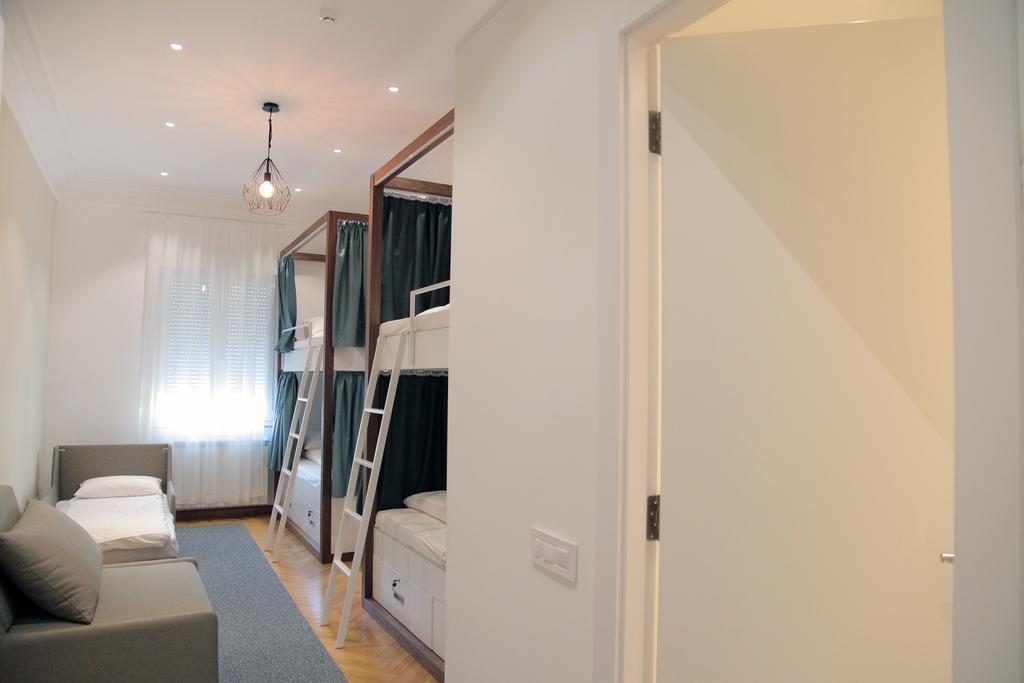 Hostel Karavan Inn Белград Номер фото
